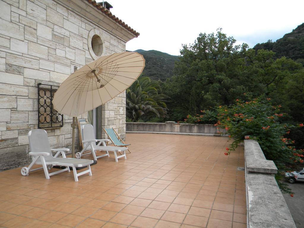 Les Arbousiers Hotel Ceret Ruang foto